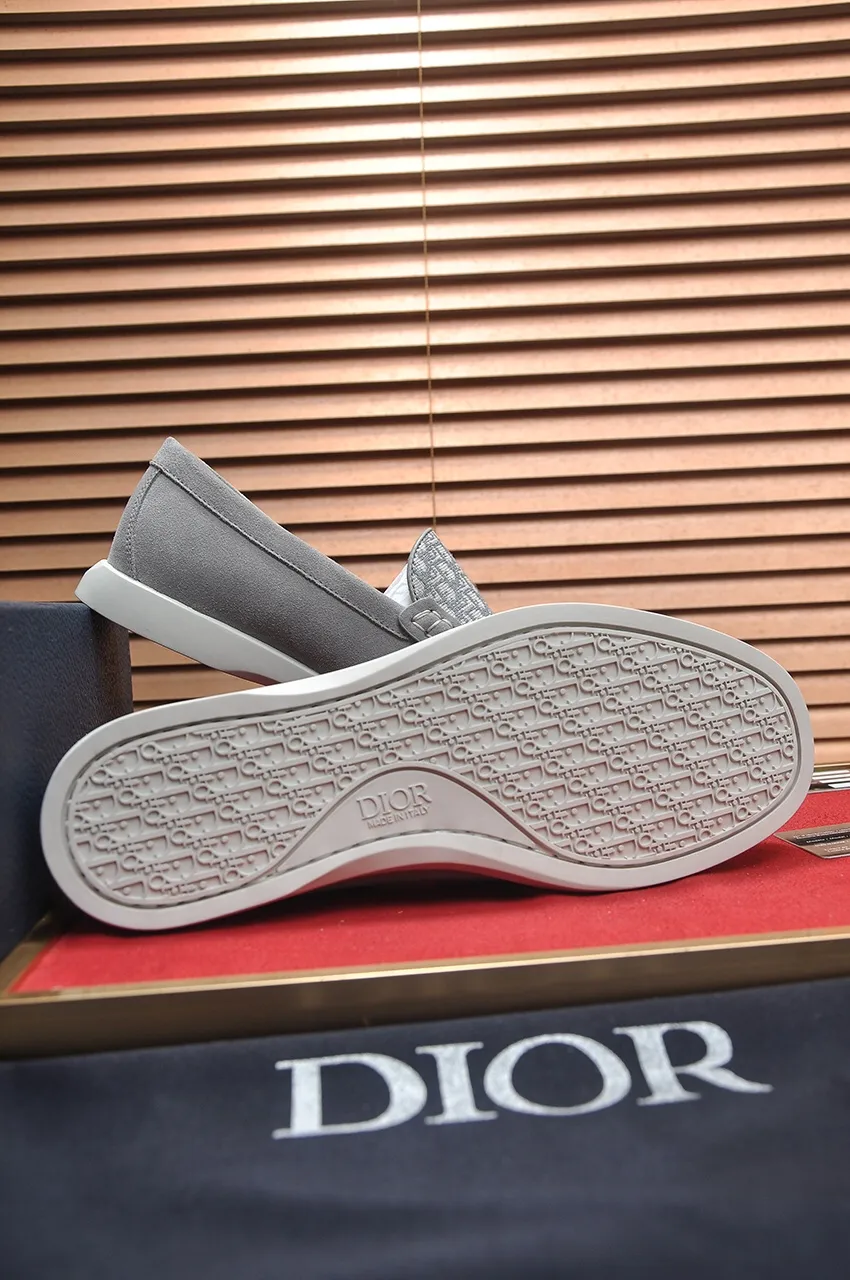 Men's shoes 💰520💶 [Dior] high-end goods Niuli original order quality Dior —🆘. Dior original order purchasing, high-end leather shoes, fabric: imported cowhide from Italy ➕ water-dyed cowhide/cowhide lining ➕ special original outsole, fine workmanship, real-life shooting 🎬 size: 38-45 (customized at 45)
